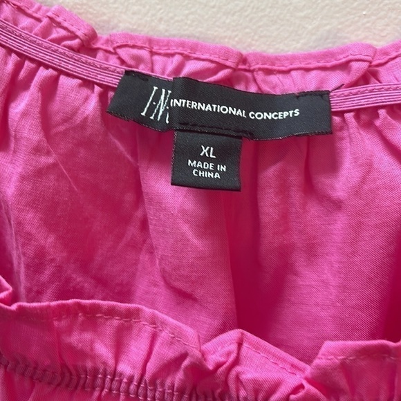 CUTE pink puffy balloon sleeve top from Macy’s. Size XL. - Picture 2 of 6